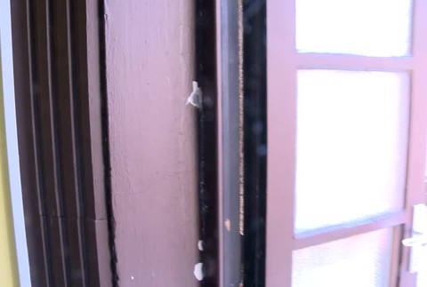 Popíjanie v bare sa skončilo streľbou. Mužovi hrozí za zapálenú cigaretu až 8 rokov