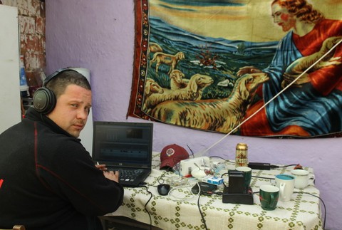 Rumunsko expedícia - Jožo Kačmáry strihá