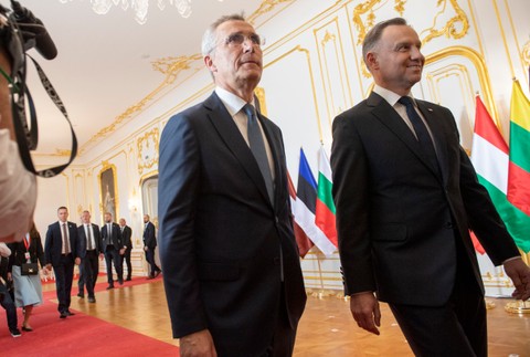 Slovensko politika summit samit B9 lídri NATO Bratislava (6)