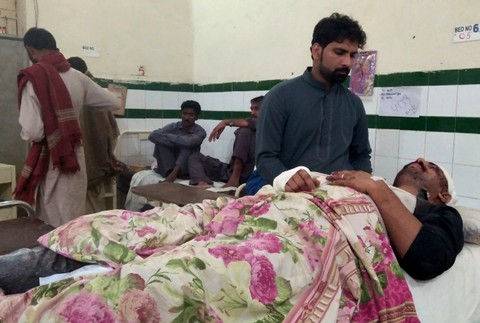 Pakistan 19 mŕtvych