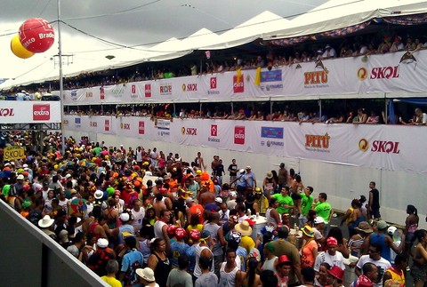 Karneval Brazília Recife ľudia tanec samba