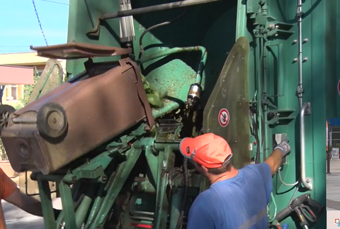 smetiari il komunalny odpad (2)