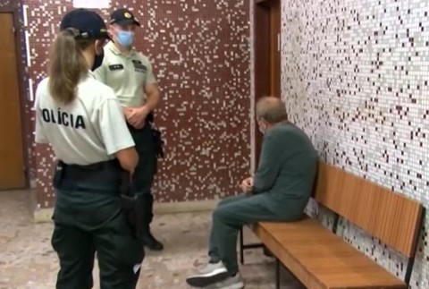 Dôchodcu, ktorý na rybačke bodol mladíka priamo do srdca, už rieši súd.