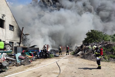 Požiar v bratislavskej Vrakuni je lokalizovaný.