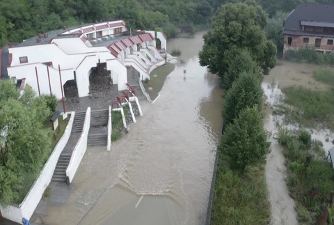 [multi] Zaplavy Domica 4041