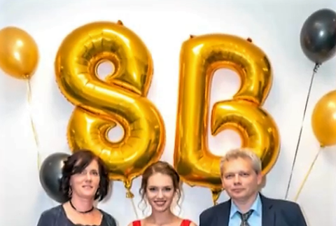 Lucia Jesenská s rodičmi