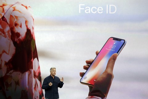 Apple predstavila iPhone 8/8 Plus a iPhone X 3