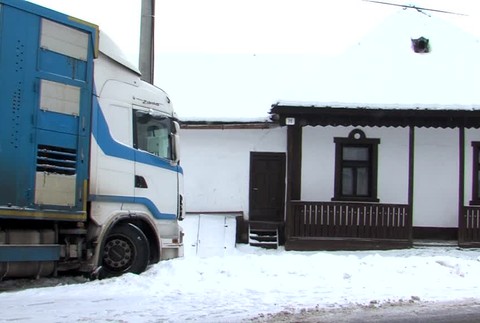 [multi] Nehoda kamión 10205