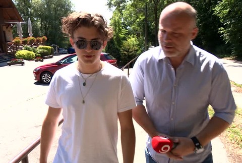 Talentovaný slovenský spevák v bezvedomí. Ohrozil svoje zdravie pre videoklip?