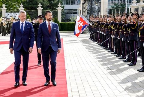 Prezident SR Peter Pellegrini prijal v Prezidentskom paláci v Bratislave prezidenta Čiernej Hory Jakova Milatovića.