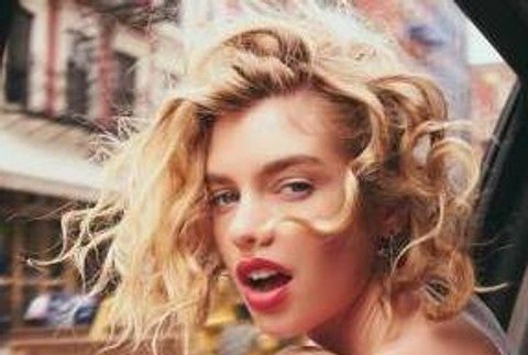 Stella Maxwell