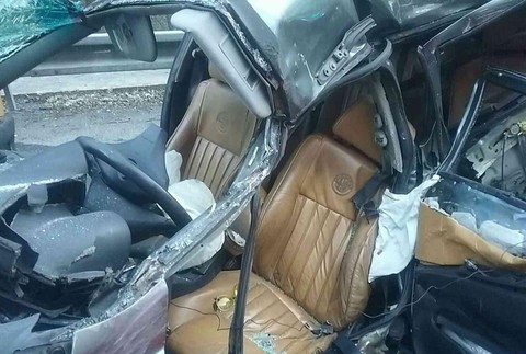 Tragická zrážka auta a dodávky