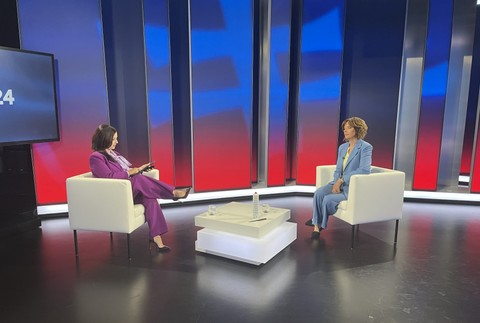 Politika 24
