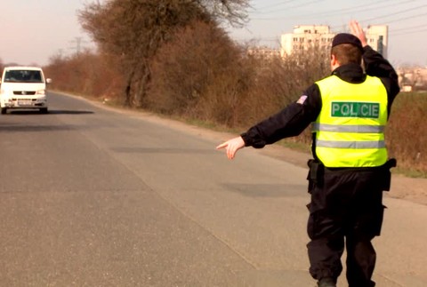 Rozsiahla razia na tržnici odhalila stovky kilogramov pokazeného mäsa
