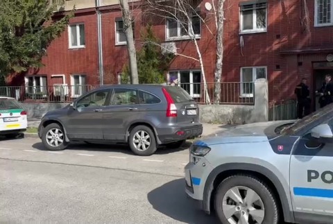 [multi] V byte našli mŕtvy manželský pár dôchodcov v Bratislave 1261