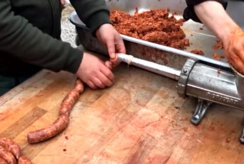 Africký mor zasiahol európske krajiny. Slovenský trh zaplavilo lacné mäso zo zahraničia