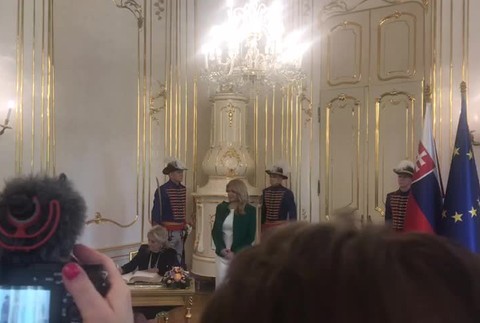 [multi] biden čaputová 1403