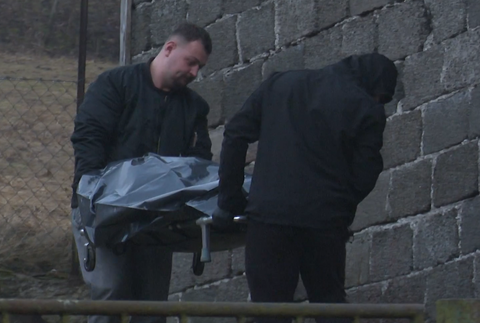 uhoreny muz vo vlastnom dome 2