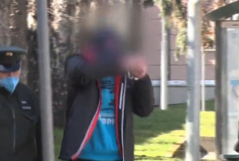 16 mesiacov pre krádež chlebíčkov.