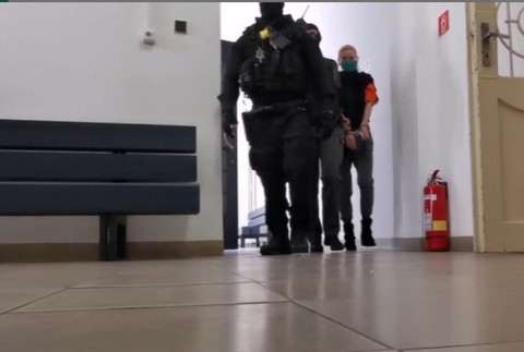 Súd rozhoduje o prepustení z väzby bývalej štátnej tajomníčky Jankovskej a sudkyne Cvikovej