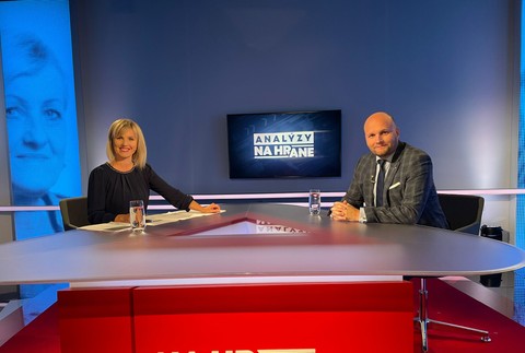 b5e2187e-2ed7-4d1c-a746-4beb213077f2