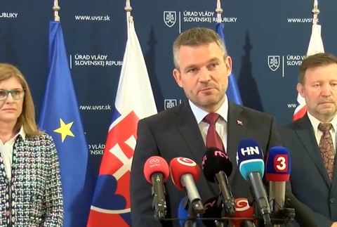 Pellegrini počas tlačovej besedy 