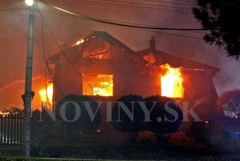 Braväcovo pri Brezne zasiahol rozsiahly požiar