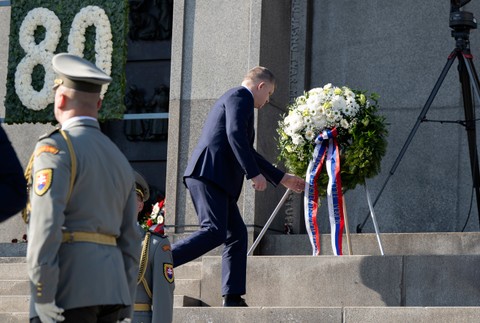 Spomienka na bratislavskom Slavíne 3