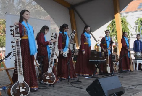Afgánsky orchester hral na festivale v Trenčíne. Na druhý deň štyri členky zmizli