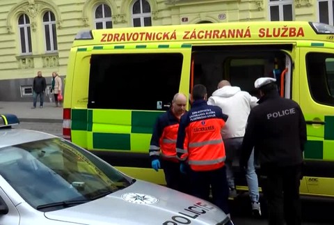 Žena v klube poliala 3 ľudí kyselinou. Dnes o jej osude rozhodol súd