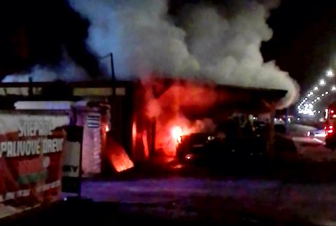 Plamene bolo vidieť až z rýchlostnej cesty. V Banskej Bystrici úradoval podpaľač