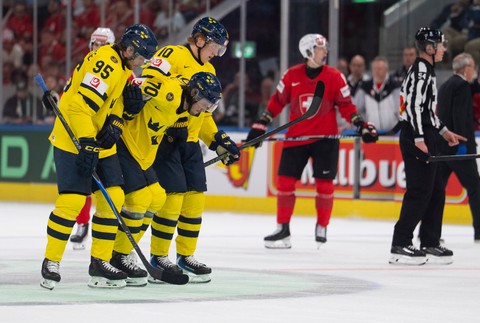 Switzerland_World_Championship_Ice_Hockey380490