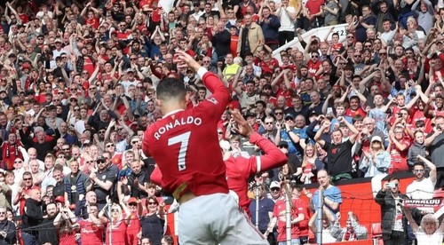 Cristiano Ronaldo "zamachroval" pred Petrou Vlhovou
