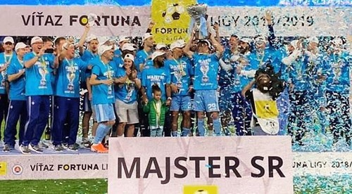 Na úvod futbalovej Fortuna ligy sviatok v Žiari, nováčik privíta majstra