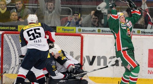 Každý zápas zvládnuť víťazne