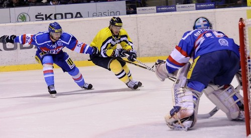 Slávnostný zápas nevyšiel podľa predstáv, v derby víťazstvo Popradu