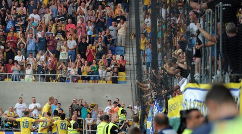 Šláger Dunajská Streda - Slovan nielen na HUSTE.tv, ale asi aj s fanúšikmi na tribúnach! Ako sa tam dostať?