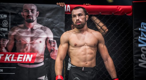 Druhý súboj v UFC nevyšiel. Klein v atraktívnom zápase prehral na body