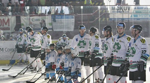 HC Nové Zámky - HC ‘05 iClinic Banská Bystrica