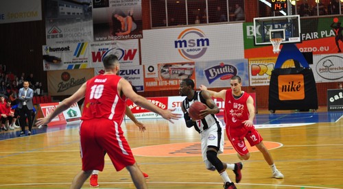 Prievidza zvíťazila nad Komárnom, prestrieľala ho v troch štvrtinách