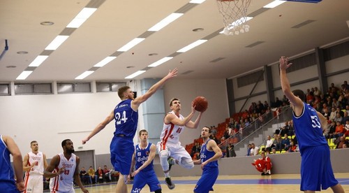 Karlovka v Komárne hrýzla. Ubuvníci ale body ustrážili