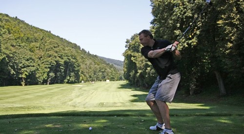 V rámci turnaja na Alpinke aj dražba sochy Zdena Cháru