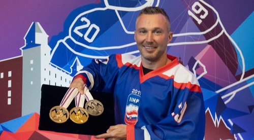 Ľubomír Višňovský novým členom Siene slávy slovenského hokeja