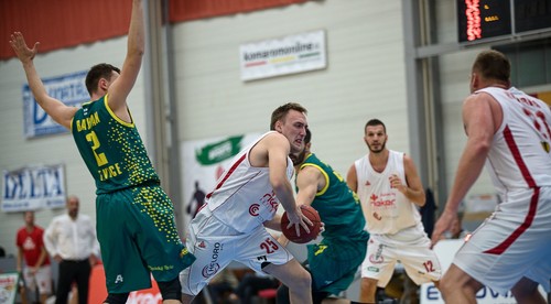 Komárno zvládlo derby s Levicami