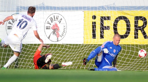 Zlaté Moravce vstúpili do novej sezóny víťazstvom nad Ružomberkom