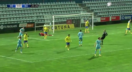 ZOSTRIH: MFK Michalovce - ŠK Slovan 0:2, Slovan je už na čele ligy