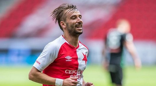 Slavia Praha už nepočíta so Šventom. Ukončí kariéru?