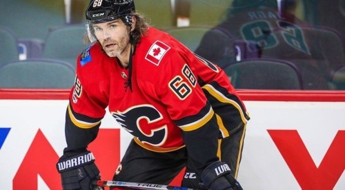 Superzákrok Darlinga. Jágr mal na hokejke prvý gól za Calgary