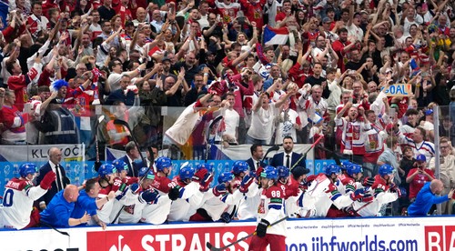 Cesta fanúšika s titulom majstra sveta