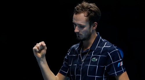 Turnaj majstrov ATP: Medvedev istým semifinalistom